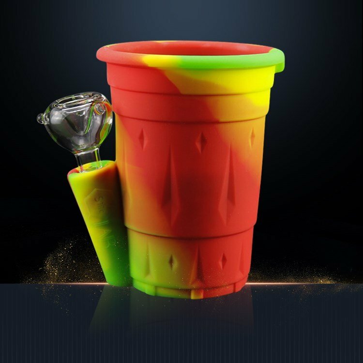 Silicone Drinking Water Cup & Smoking Weed Bubbler